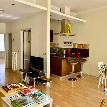 Penthouse Arno River * 피렌체